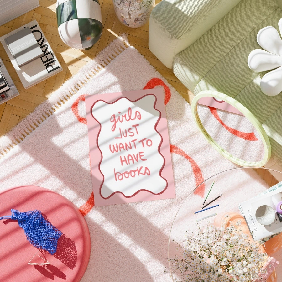 Le ragazze vogliono solo avere libri – Arte murale libresca