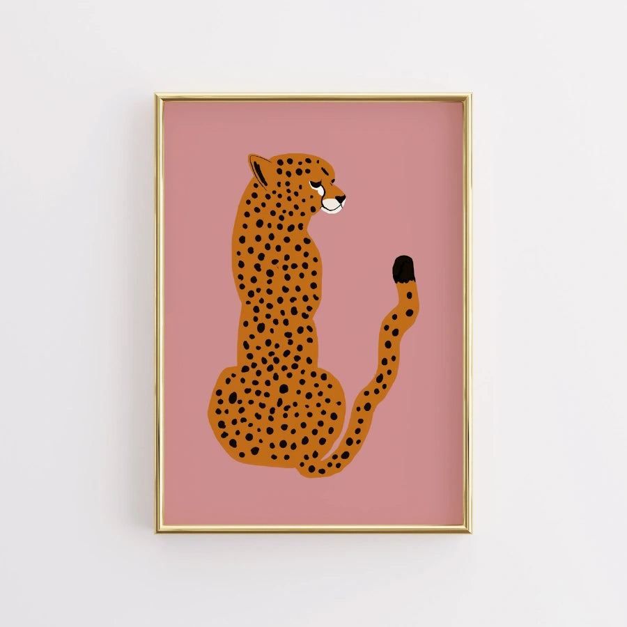 Arte murale con ghepardo – Stampa animalier massimalista rosa