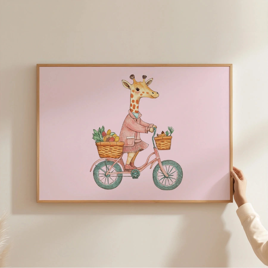 Stampa per cameretta con giraffa in bicicletta: simpatica decorazione murale per bambine