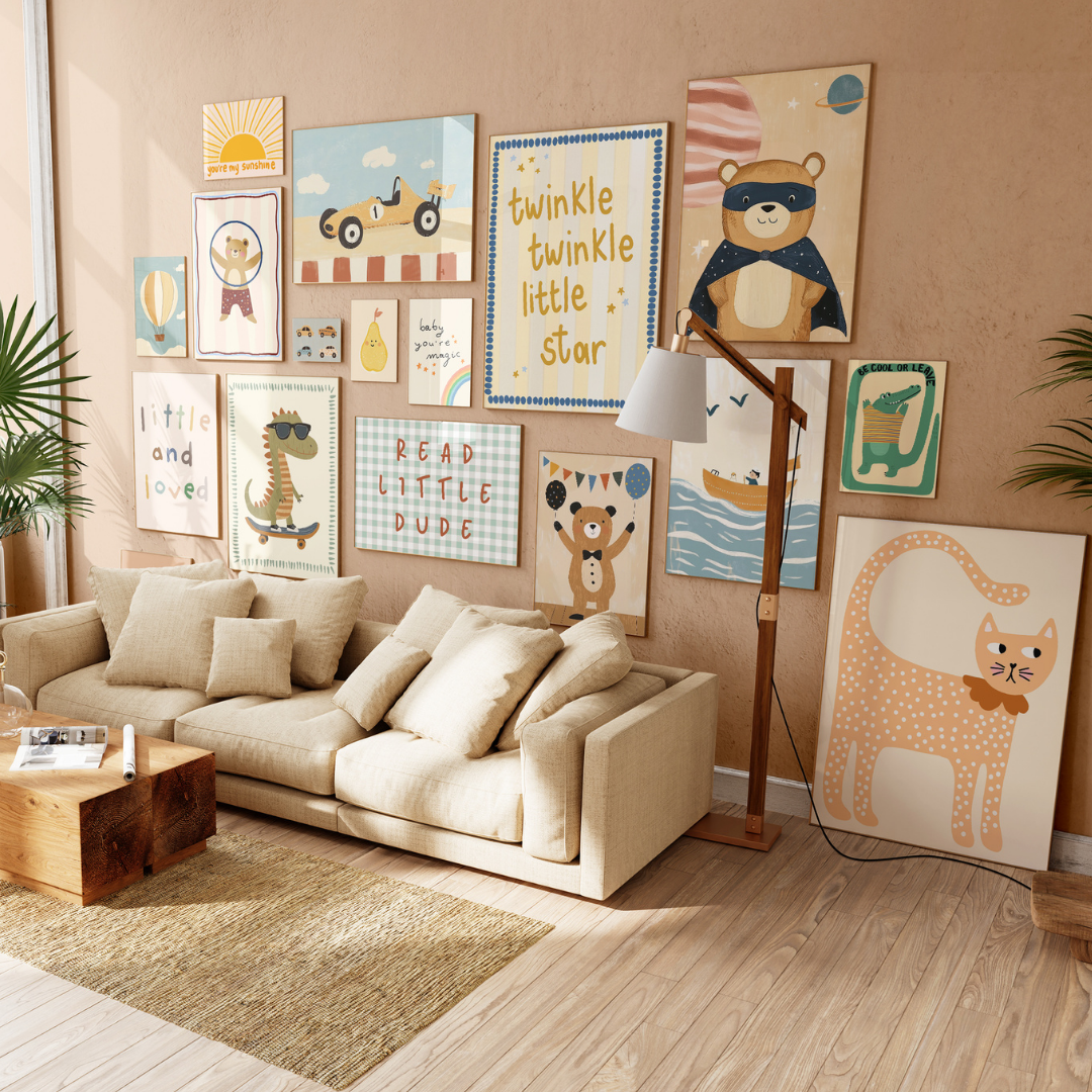 Decorazioni per la cameretta dei bambini fatte a mano, oltre 1100 stampe.